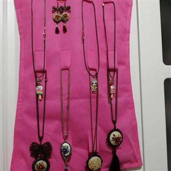 BUFFER® Elbise Şeklinde Takı Organizeri - Pembe BUFFER® Elbise Şeklinde Takı Organizeri - Pembe