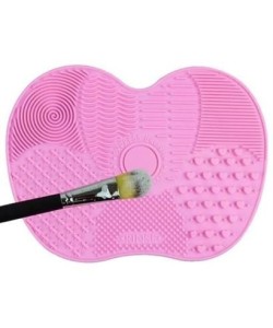 BUFFER® Pratik Kolay Makyaj Fırçası Temizleme Matı Aparatı Aleti BUFFER® Pratik Kolay Makyaj Fırçası Temizleme Matı Aparatı Aleti