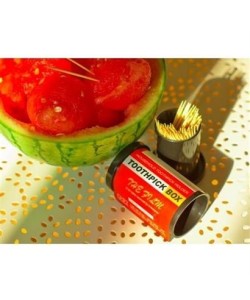 Dörtgen Fotoğraf Filmi Şeklinde Kürdanlık Kürdan Tutucu Kutu Dörtgen Fotoğraf Filmi Şeklinde Kürdanlık Kürdan Tutucu Kutu